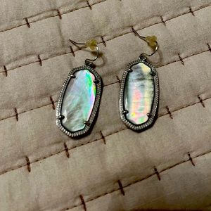 Kendra Scott Elle Earrings